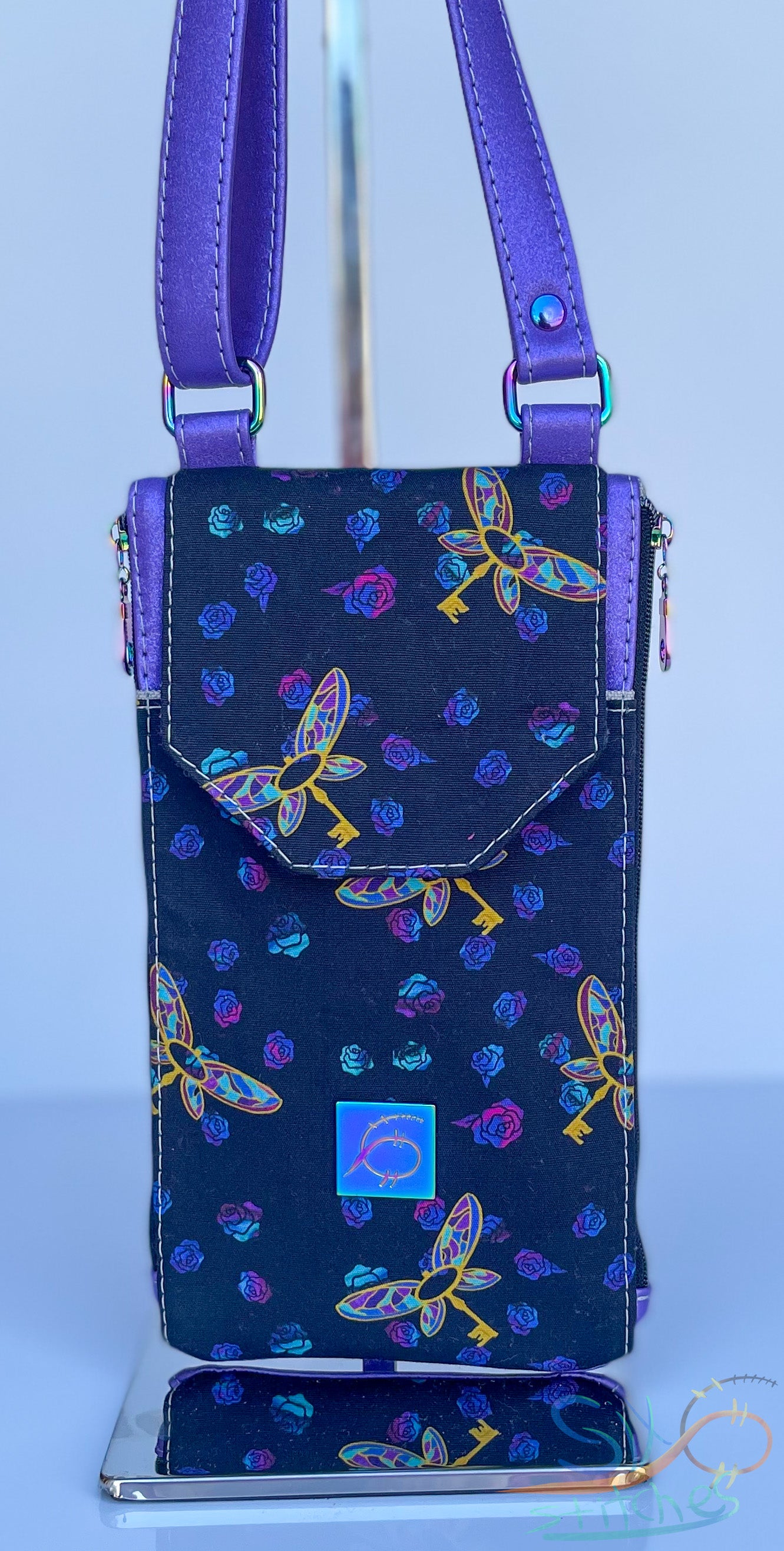 Crossbody wallet