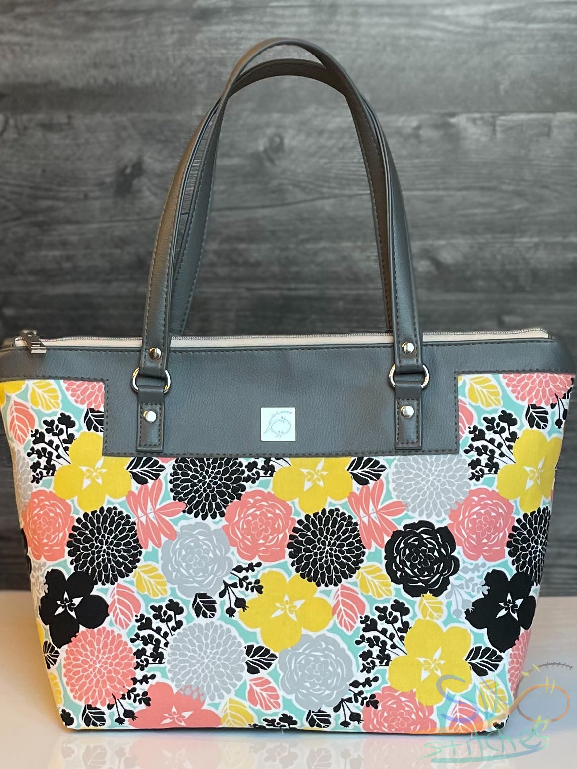 Classic Tote