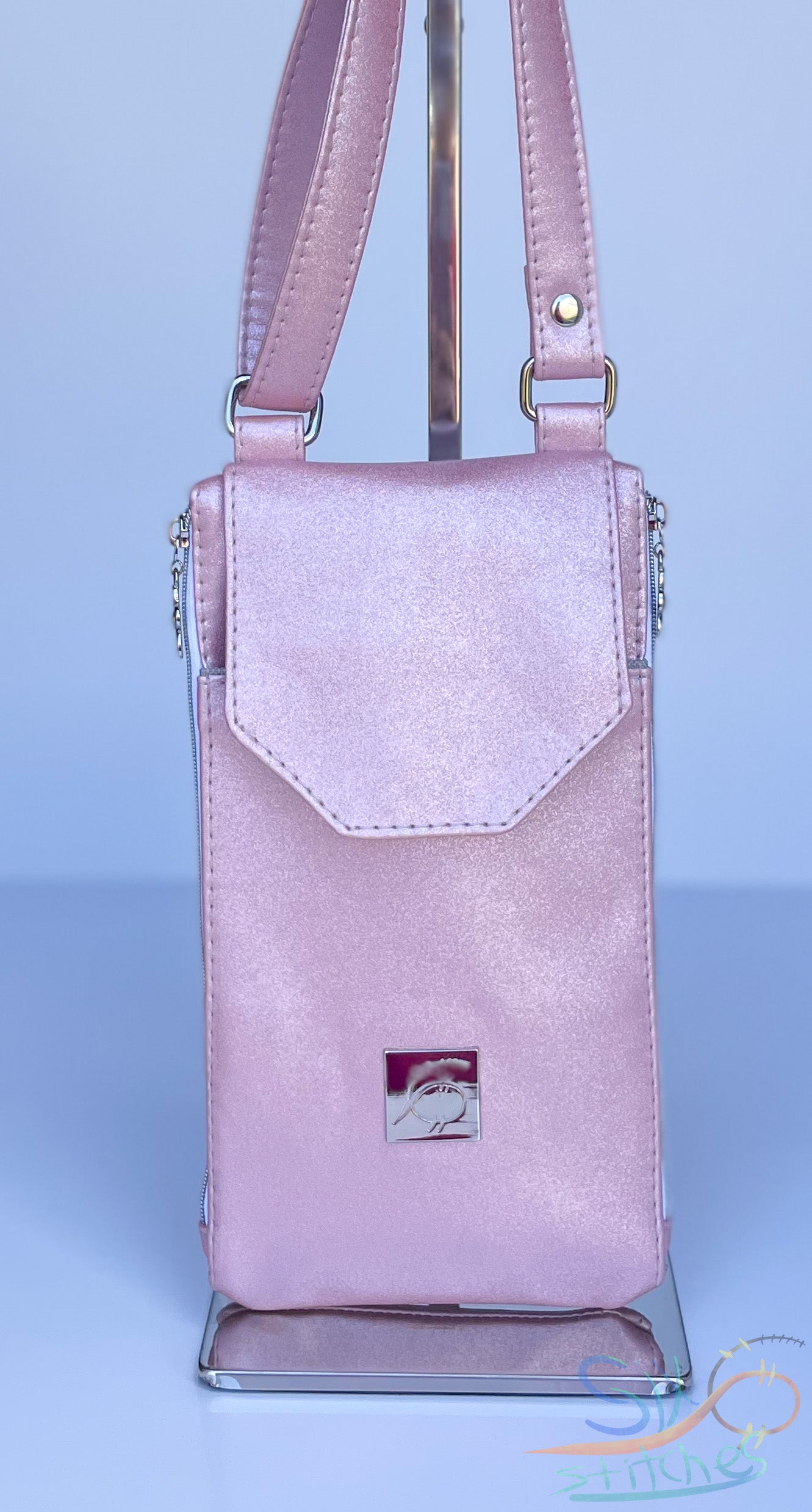 Crossbody wallet
